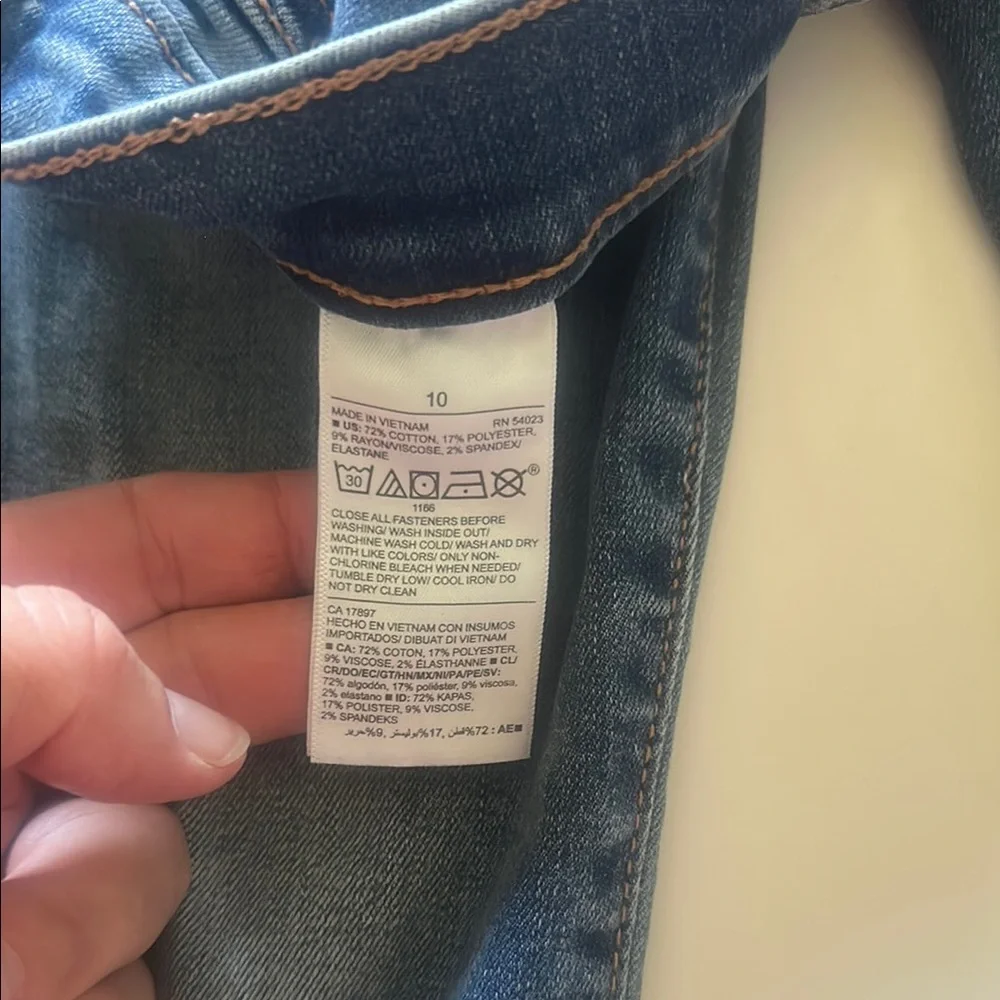Old Navy Girls’ Distressed Blue Skinny Jeans